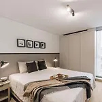 Abano - 2 Bedroom And Pool In Avenidas Novas Lisboa