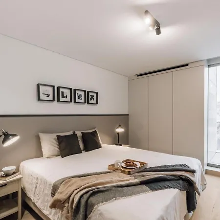 Abano - 2 Bedroom And Pool In Avenidas Novas Lisbon